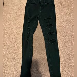 Black ripped skinny jeans
